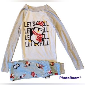 NWOT Cuddl Duds Jammies For Your Families Penguin Pajamas - Size 10